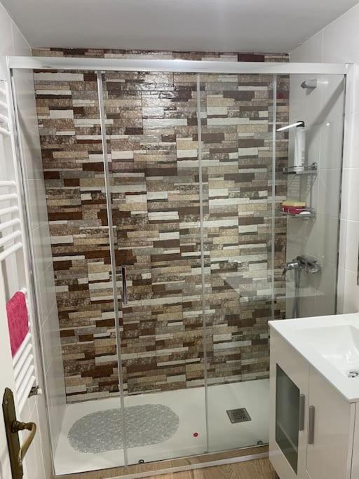 Precioso Duplex En Oviedo Wifi Appartement Buitenkant foto